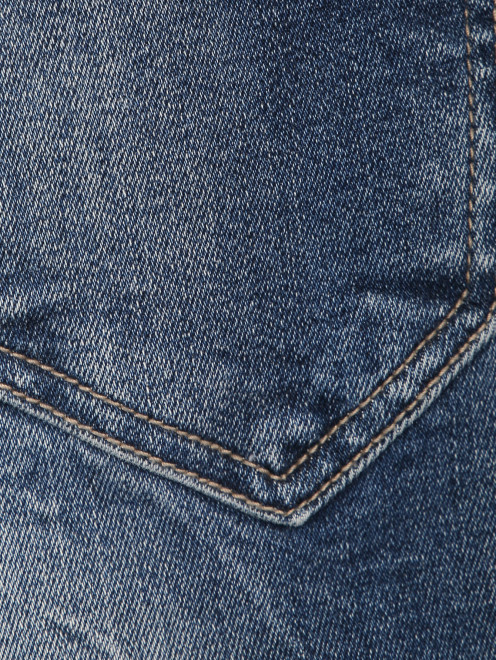 Прямые джинсы с вышивкой - Деталь