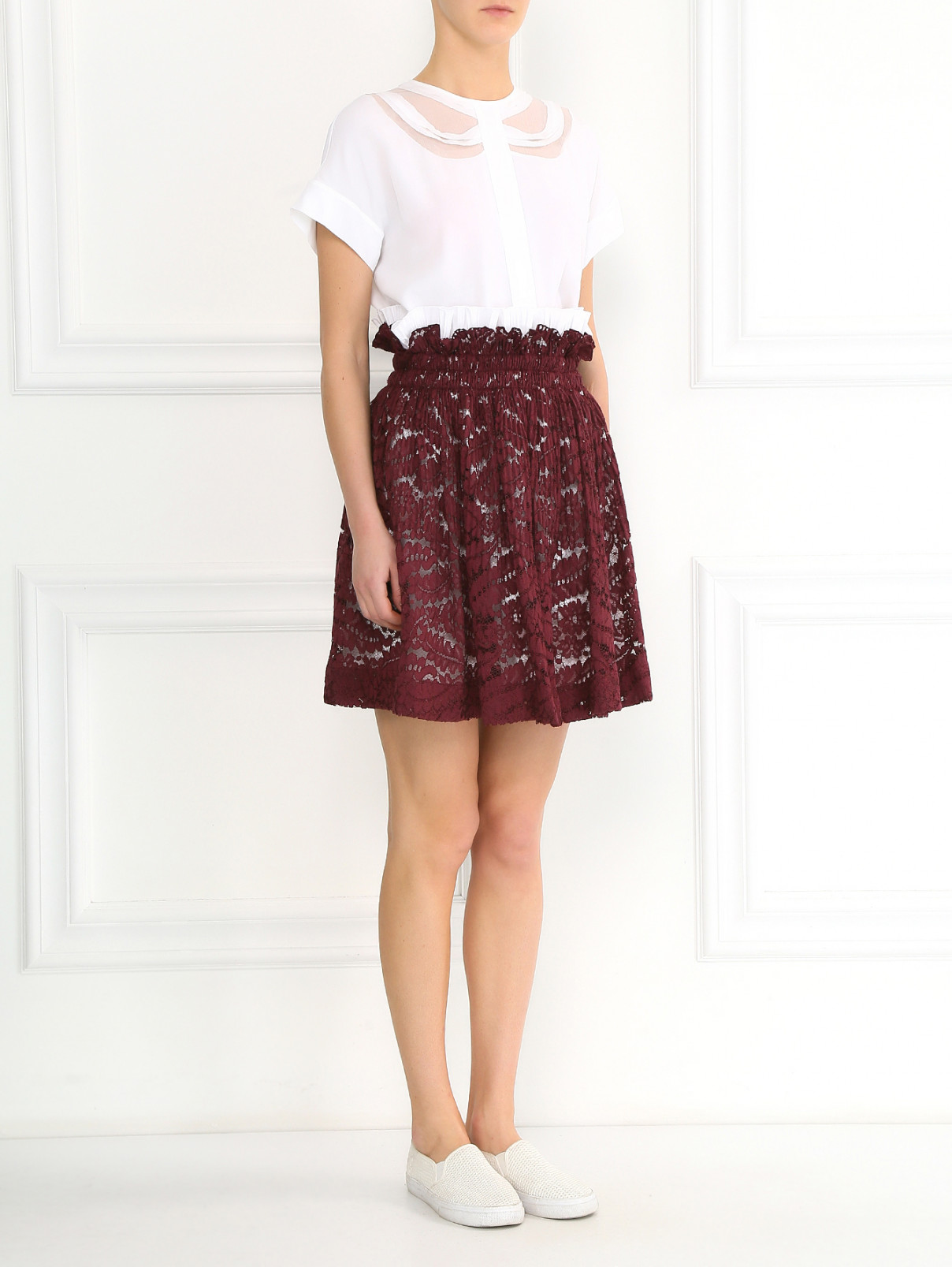 Кружевная юбка-мини из хлопка на резинке N21  –  Модель Общий вид  – Цвет:  Красный