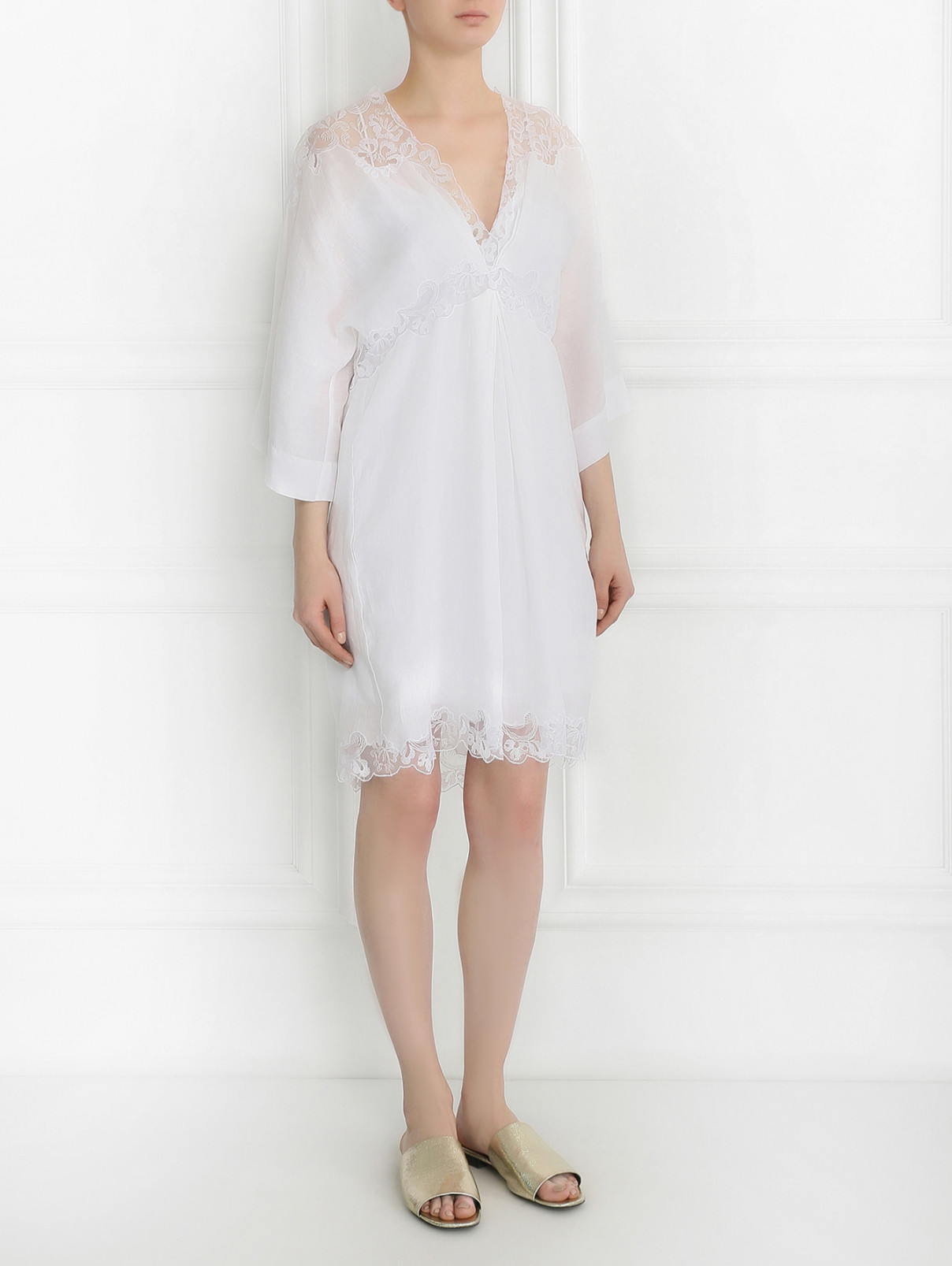 Платье свободного кроя с кружевом Ermanno Scervino  –  Модель Общий вид  – Цвет:  Белый