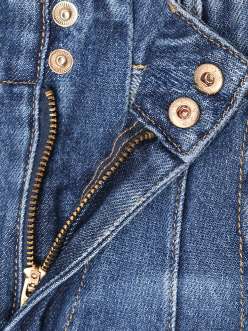 Широкие джинсы с поясом - Деталь