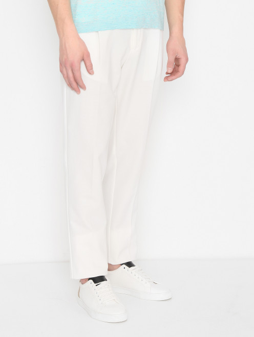Трикотажные брюки с карманами LARDINI - МодельВерхНиз