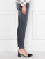 Укороченные джинсы с потертостями True NYC  –  МодельВерхНиз2