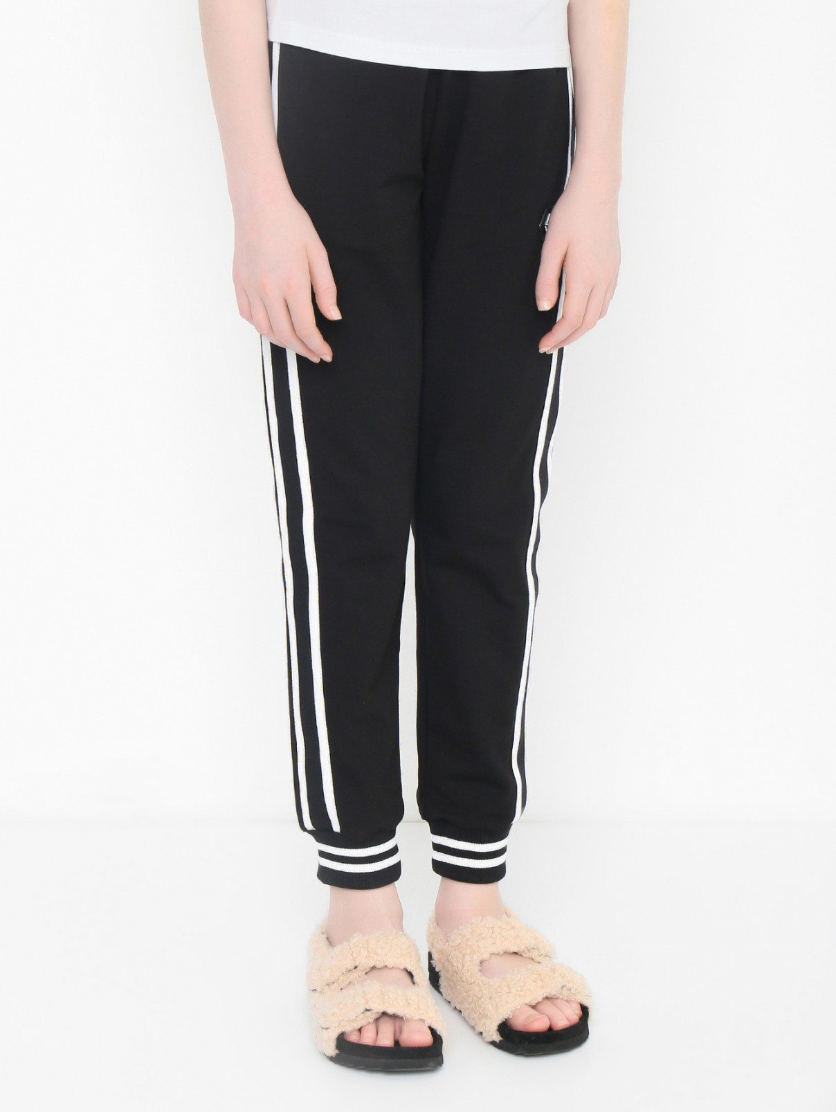 Трикотажные брюки с лампасами Philipp Plein  –  МодельВерхНиз  – Цвет:  Черный