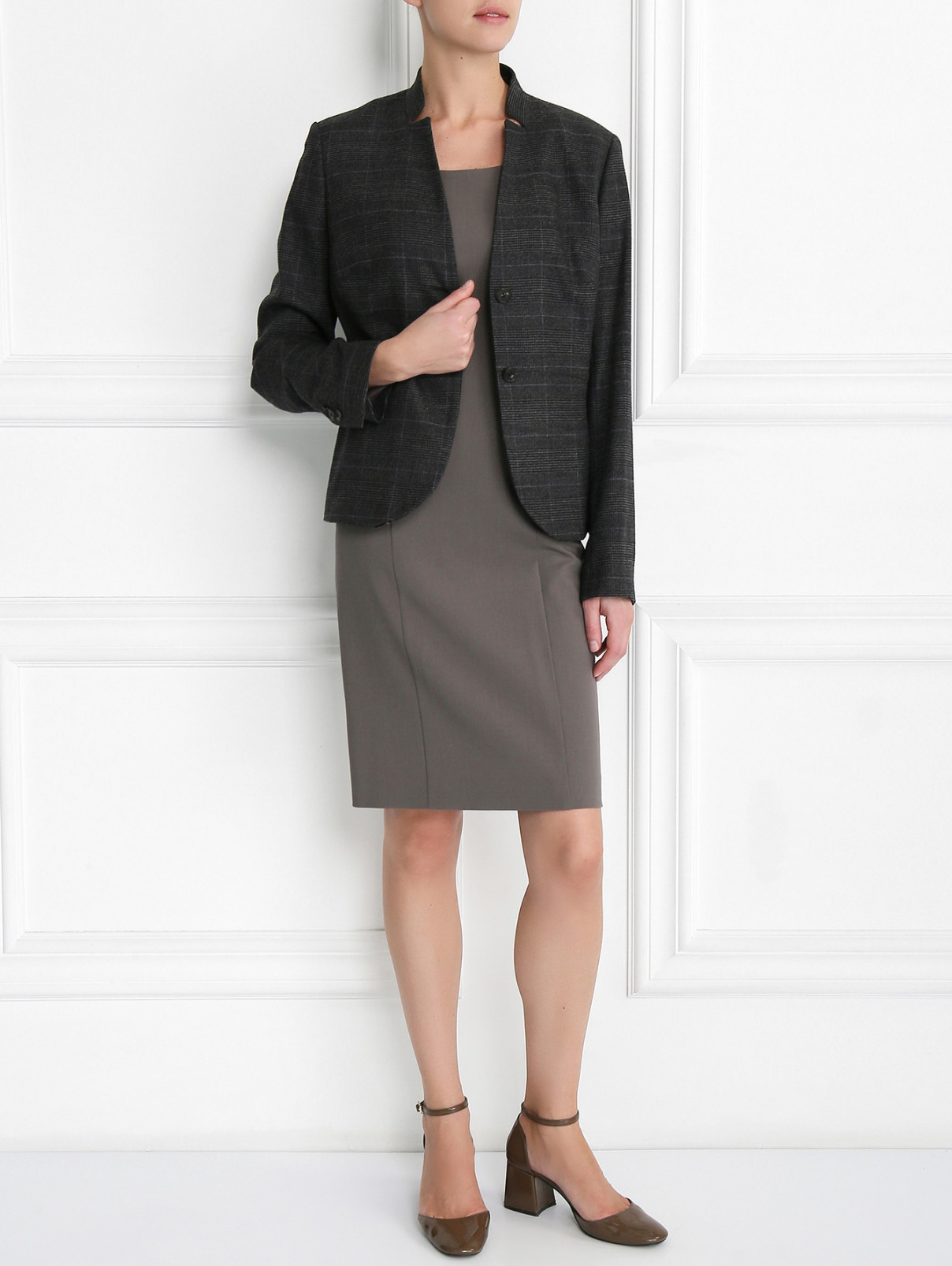 Платье-футляр из шерсти с короткими рукавами Alberta Ferretti  –  Модель Общий вид  – Цвет:  Серый