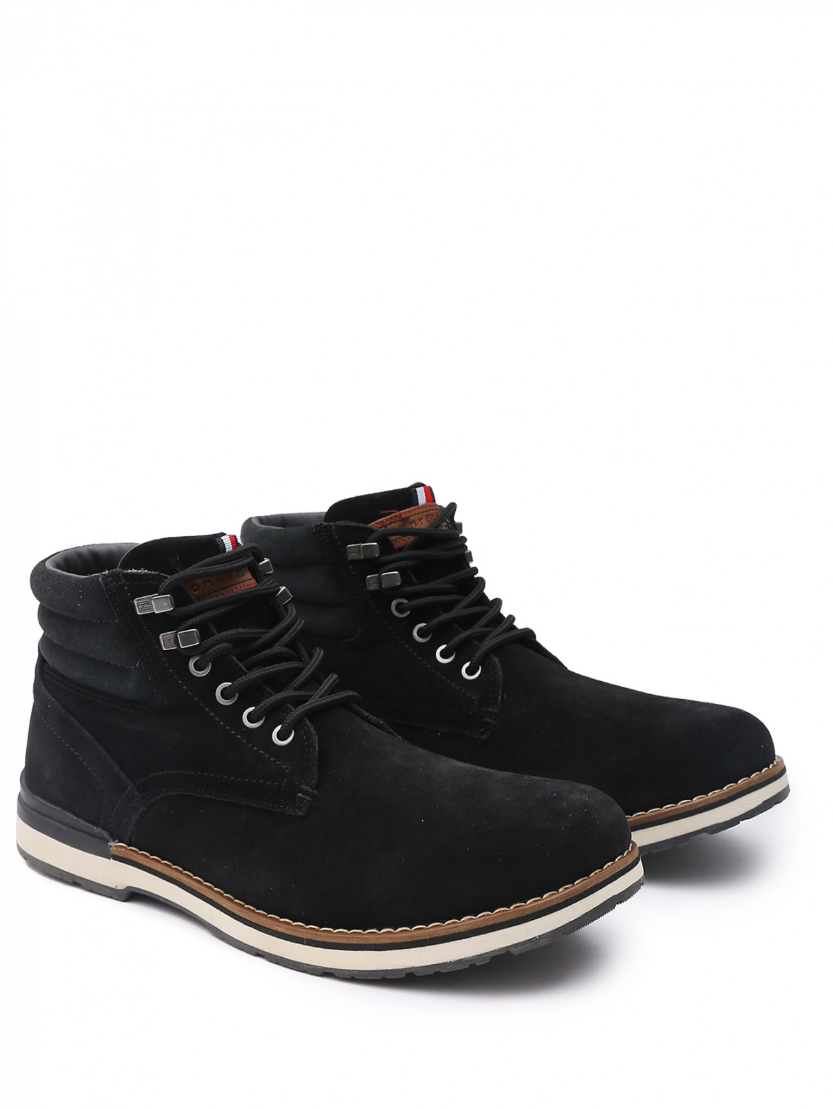 Утепленные ботинки из замши на шнурках Tommy Hilfiger  –  Общий вид  – Цвет:  Черный