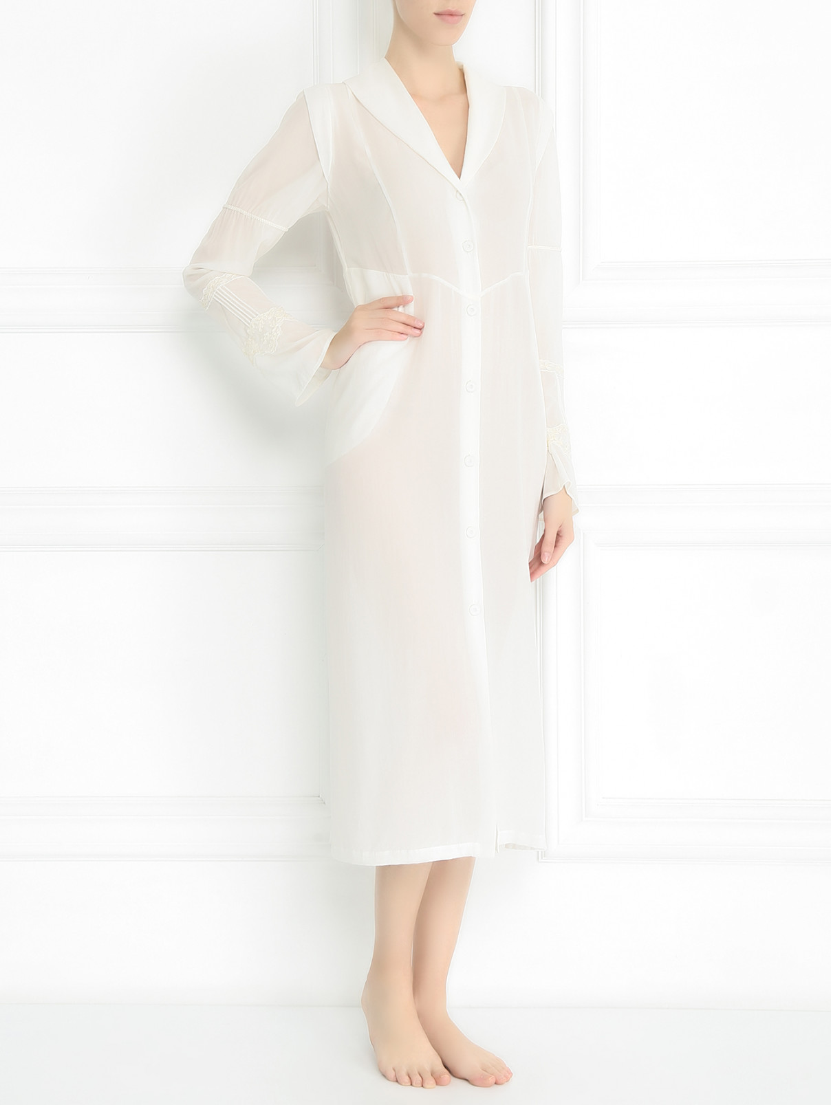 Шелковый халат с кружевными вставками La Perla  –  Модель Общий вид  – Цвет:  Белый