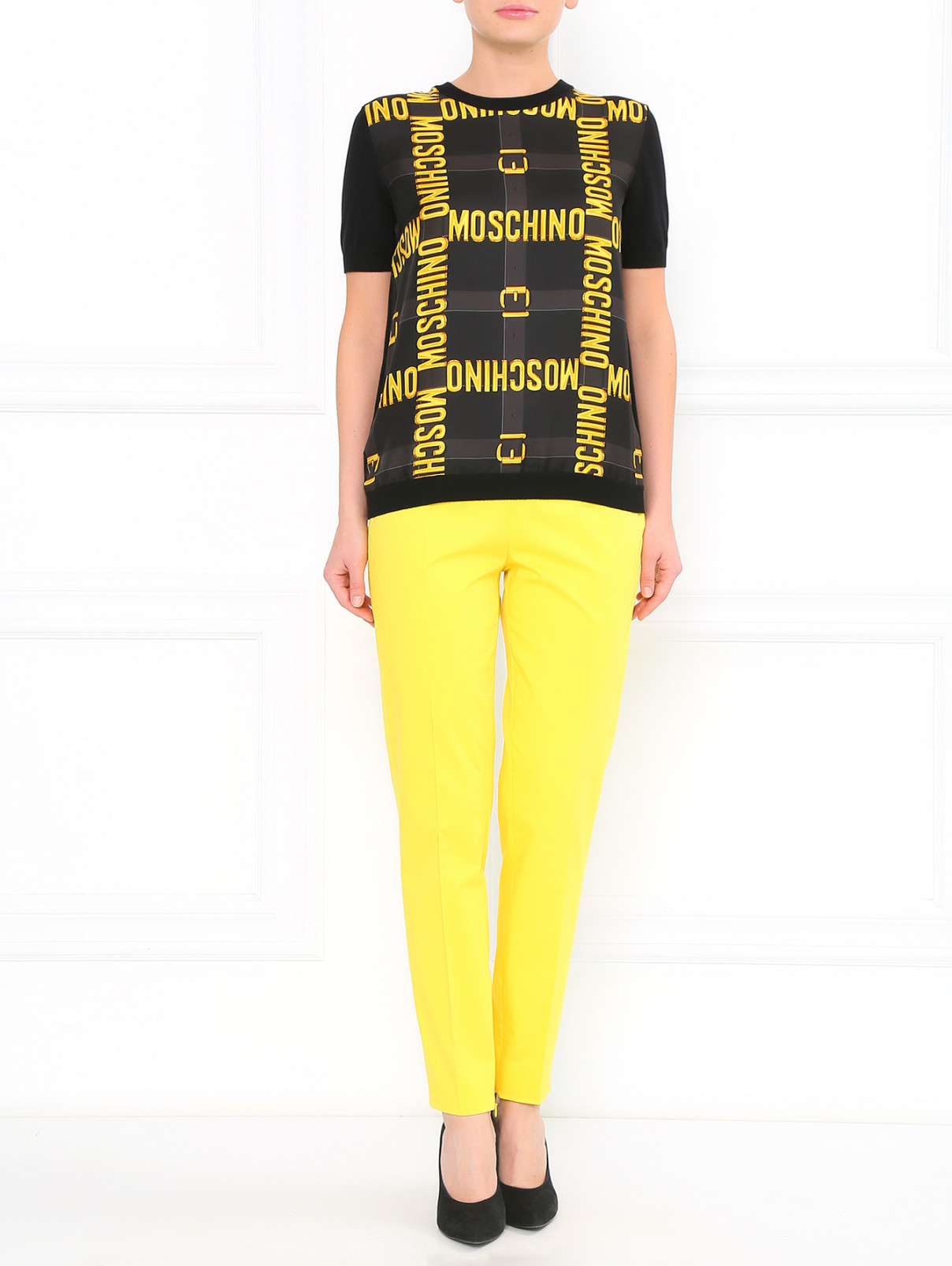 Зауженные брюки из хлопка Moschino  –  Модель Общий вид  – Цвет:  Желтый