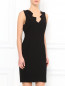 Платье-футляр с асимметричным вырезом Moschino  –  Модель Верх-Низ