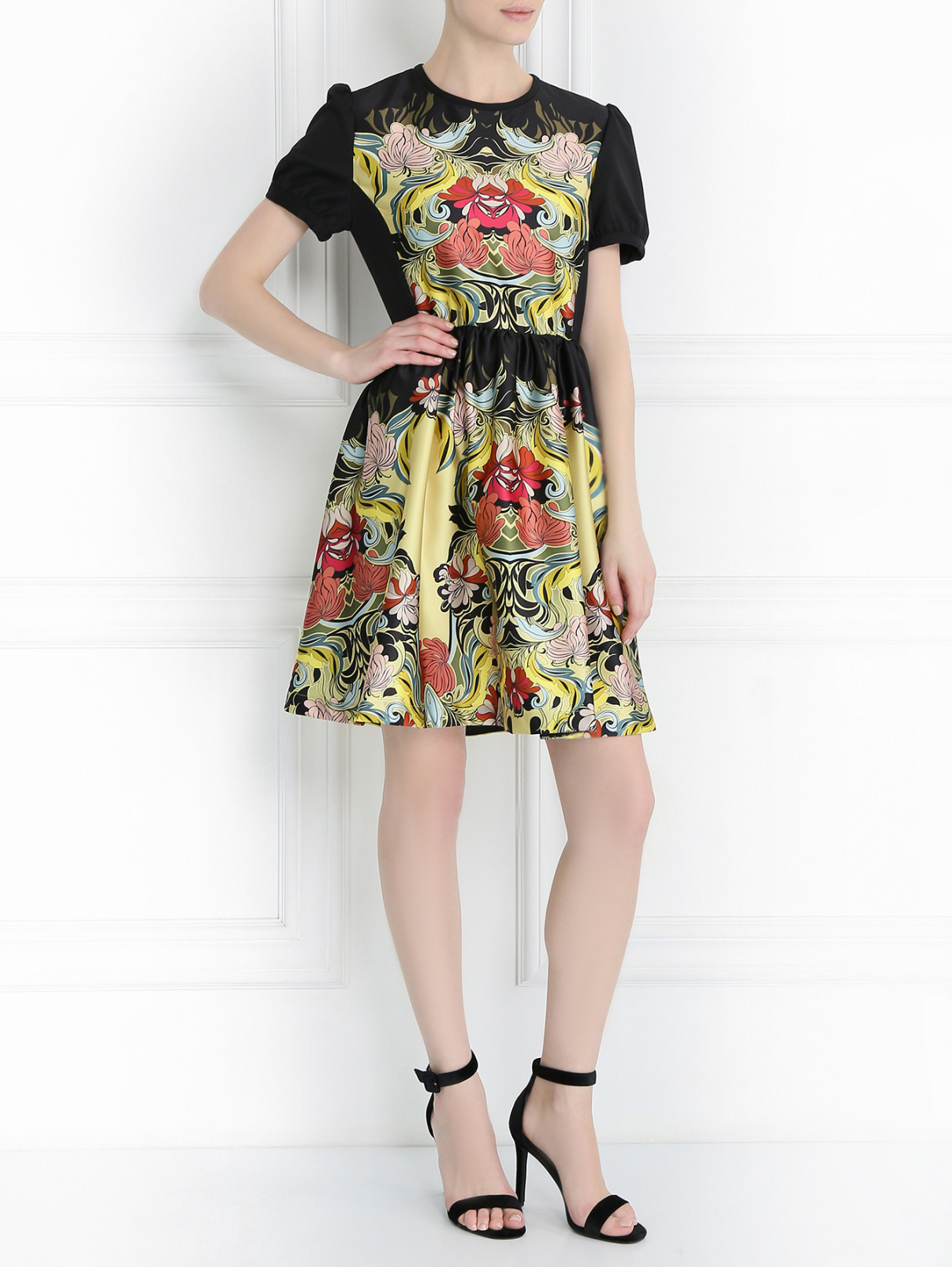 Платье-мини с узором и короткими рукавами Isola Marras  –  Модель Общий вид  – Цвет:  Узор