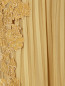 Шелковая юбка-мини с кружевной аппликацией Alberta Ferretti  –  Деталь