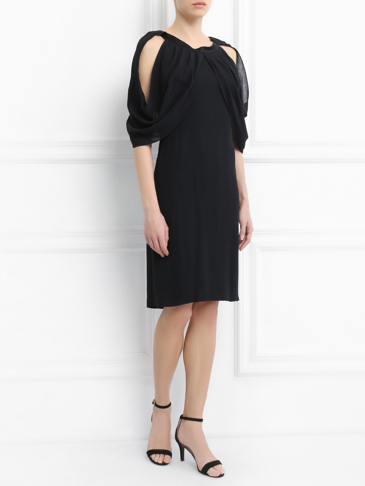 Платье-миди без рукавов Alberta Ferretti  –  Модель Общий вид  – Цвет:  Черный