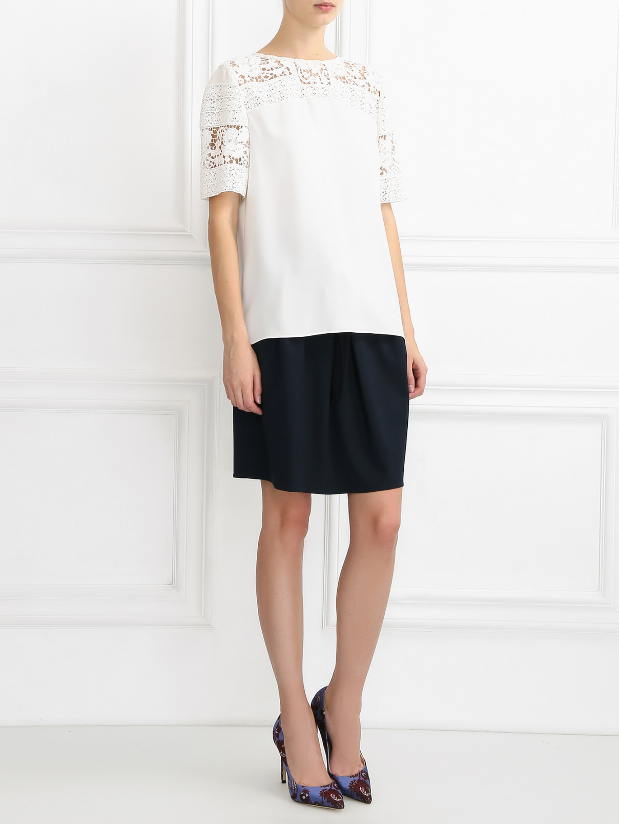 Блузка с кружевной отделкой Armani Jeans  –  Модель Общий вид  – Цвет:  Белый