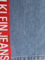 Джинсы прямого кроя с лампасами Calvin Klein  –  Деталь2