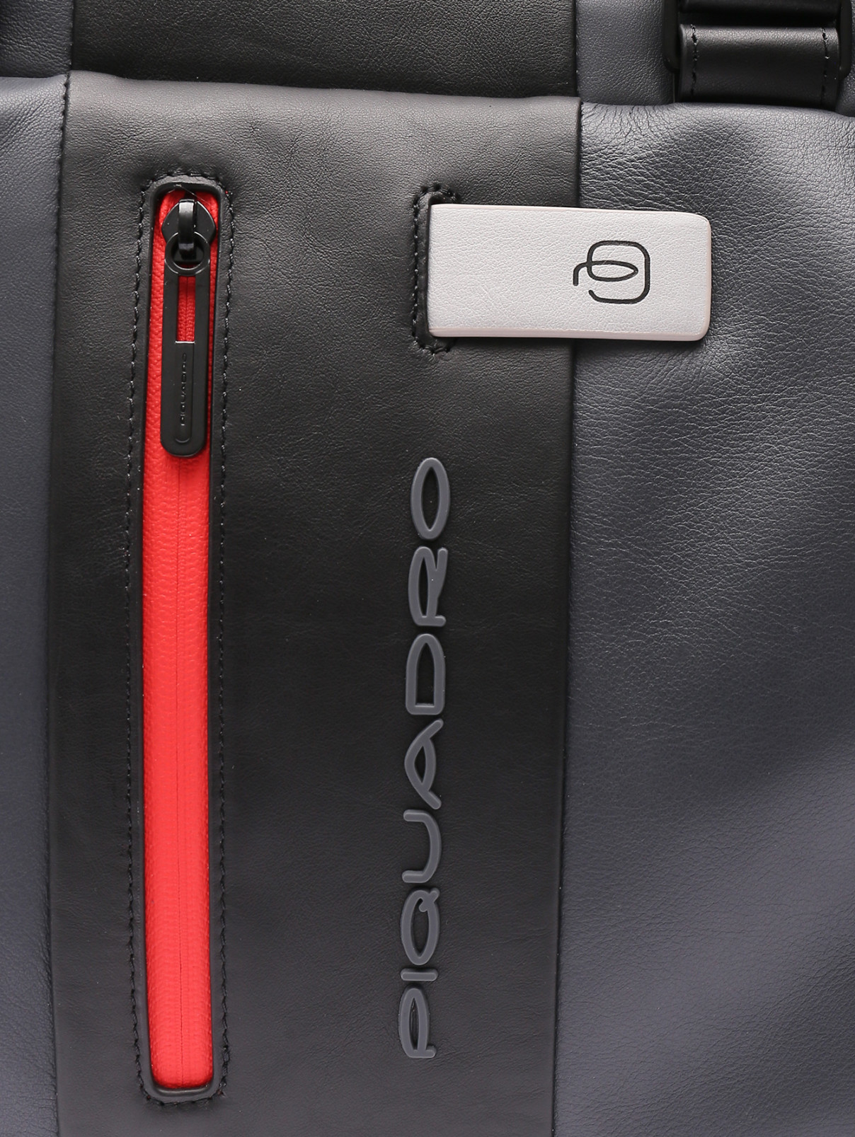 Дорожная сумка из комбинированной кожи Piquadro  –  Деталь  – Цвет:  Серый