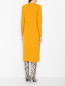 Трикотажное платье из шерсти с золотой фурнитурой Luisa Spagnoli  –  МодельВерхНиз1