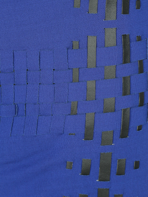 Блуза свободного кроя с декоративной отделкой - Деталь
