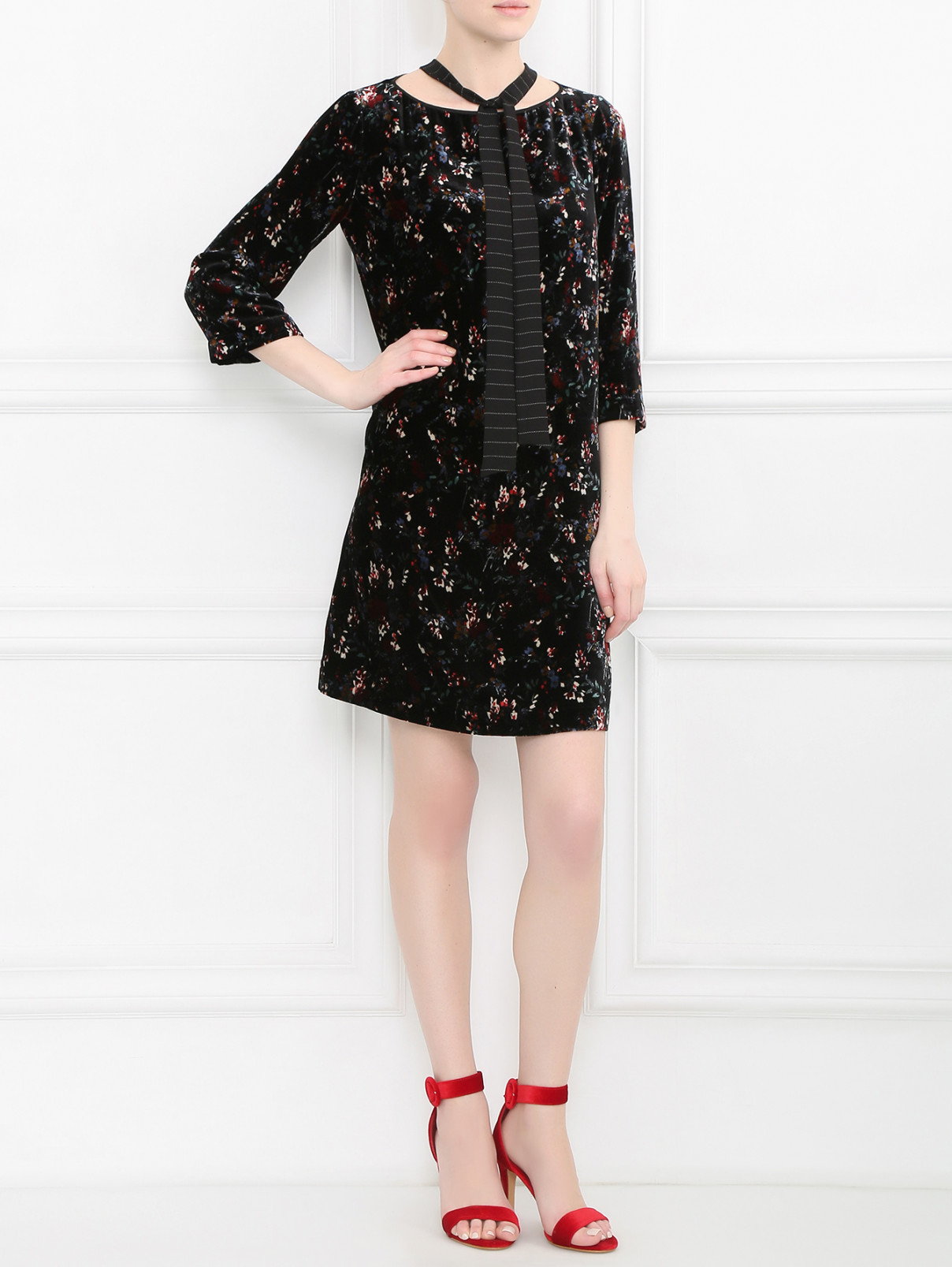 Платье-мини с цветочным узором Antonio Marras  –  Модель Общий вид  – Цвет:  Черный