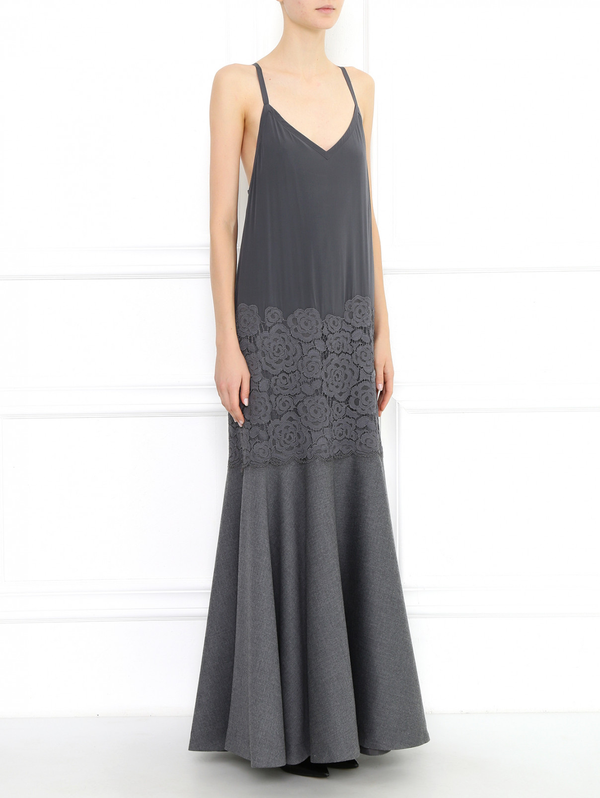 Платье-макси на бретелях с кружевной отделкой DKNY  –  Модель Общий вид  – Цвет:  Серый