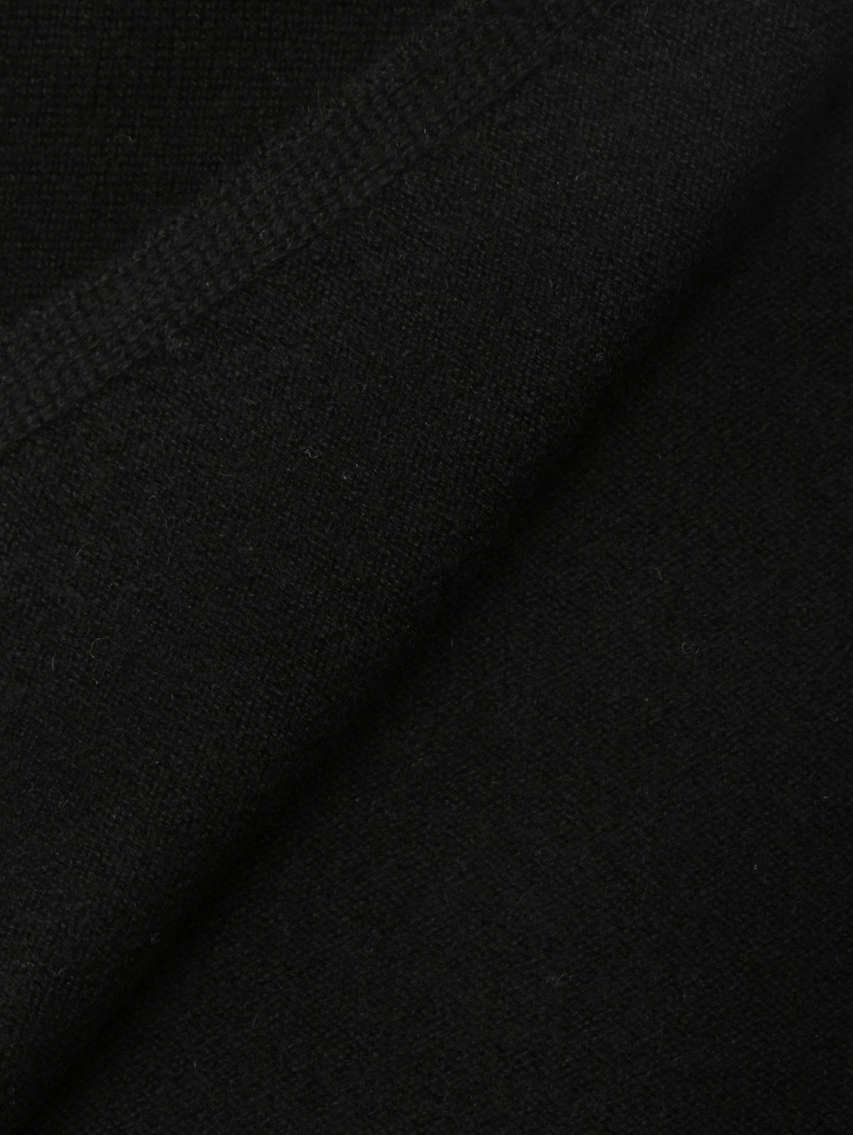 Шарф-манишка из кашемира Weekend Max Mara  –  Деталь1  – Цвет:  Черный