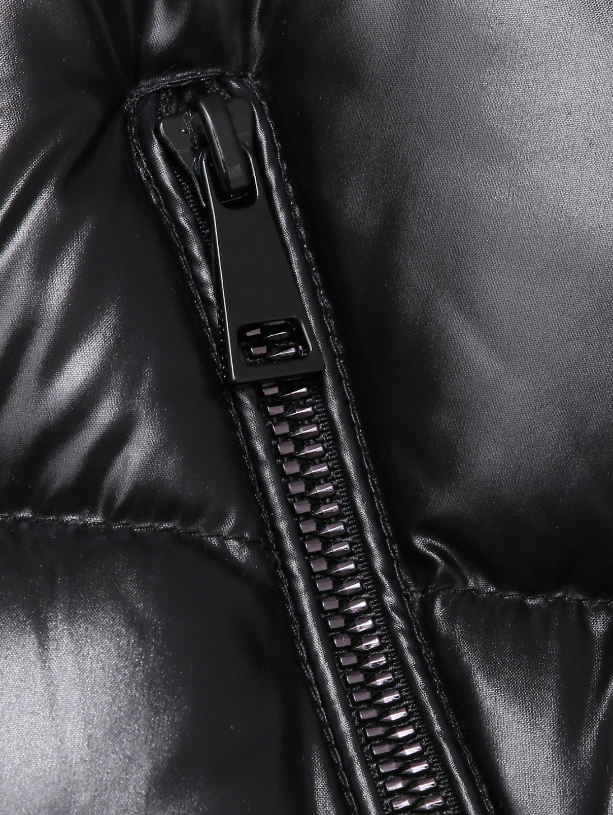 Пуховое стеганое пальто Moncler  –  Деталь1  – Цвет:  Черный