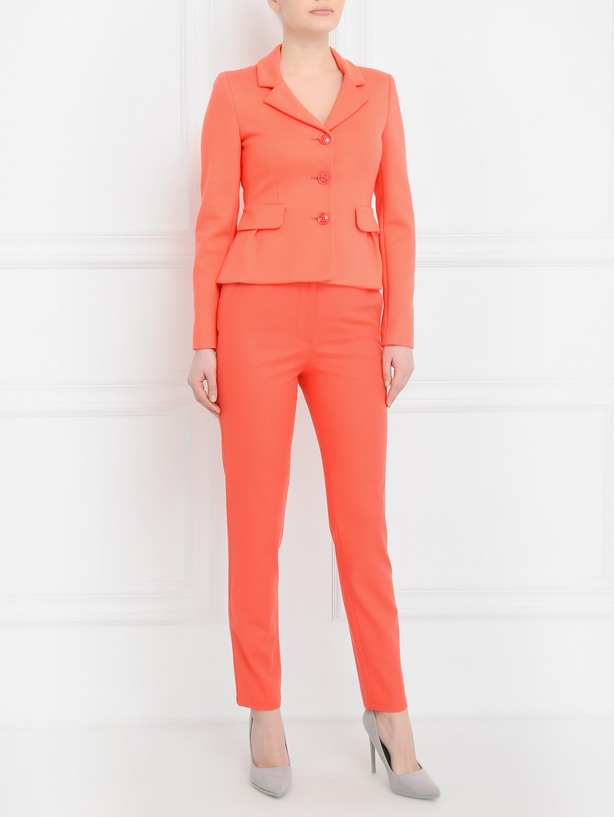Укороченные брюки из хлопка Moschino Boutique  –  Модель Общий вид  – Цвет:  Красный