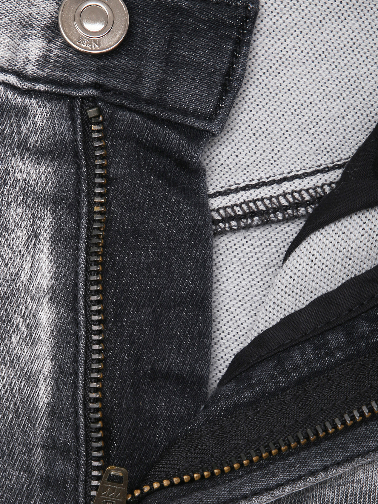 Трикотажные брюки с эффектом денима N21  –  Деталь  – Цвет:  Серый