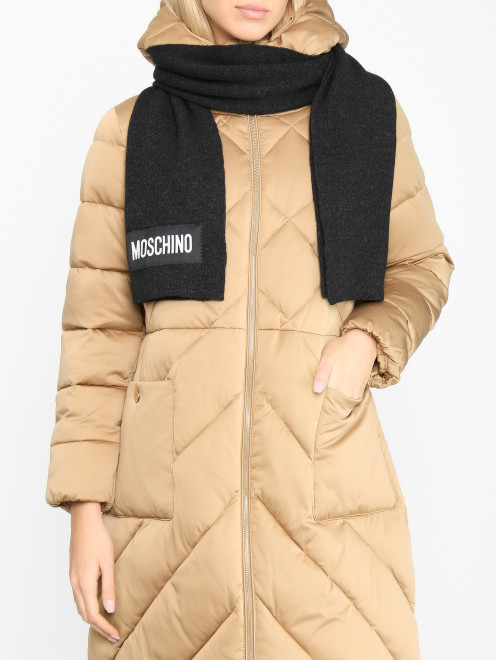 Шарф из смешанного кашемира с логотипом Moschino - МодельОбщийВид