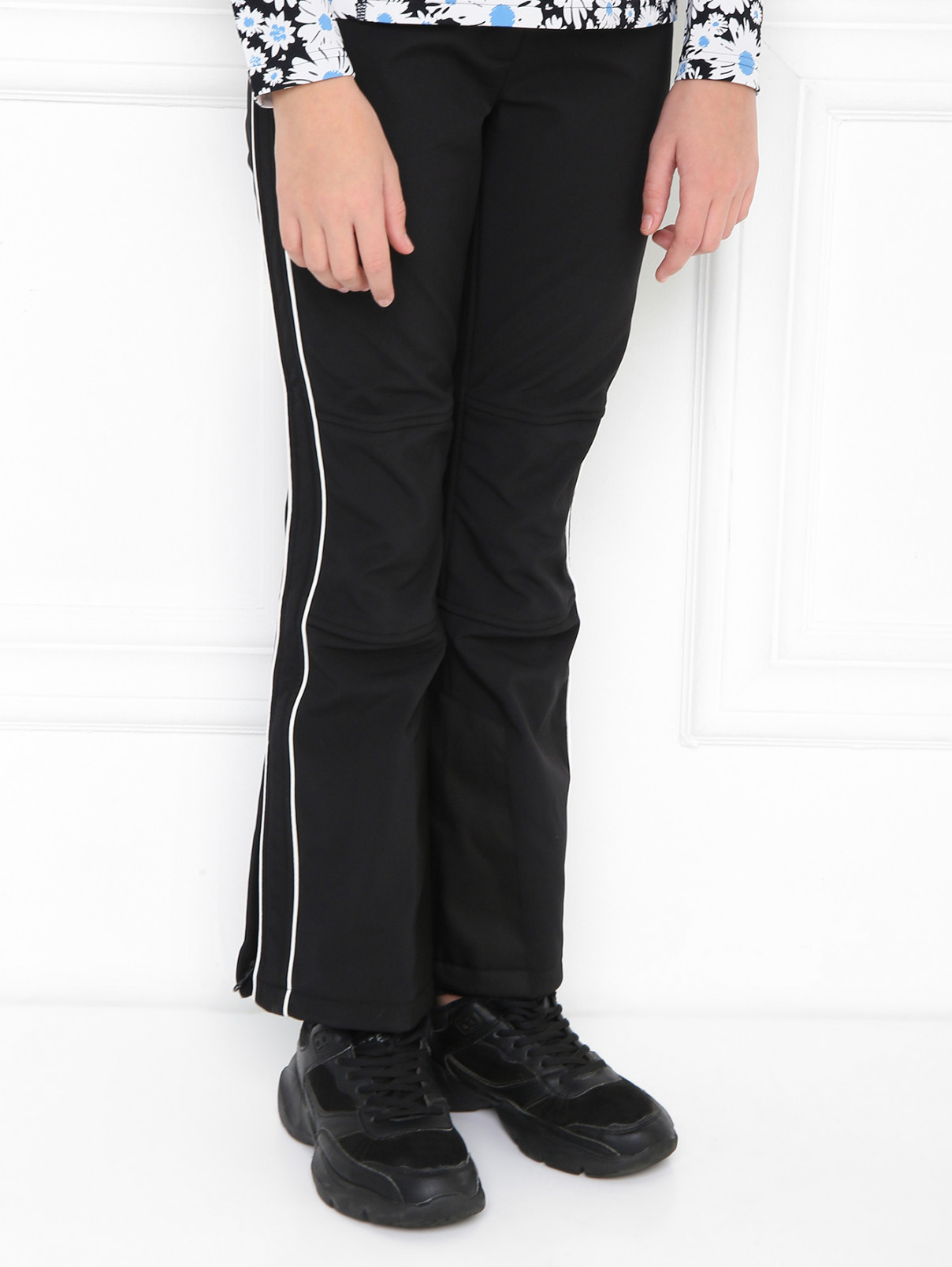 Утепленные брюки с лампасами Molo  –  МодельВерхНиз  – Цвет:  Черный