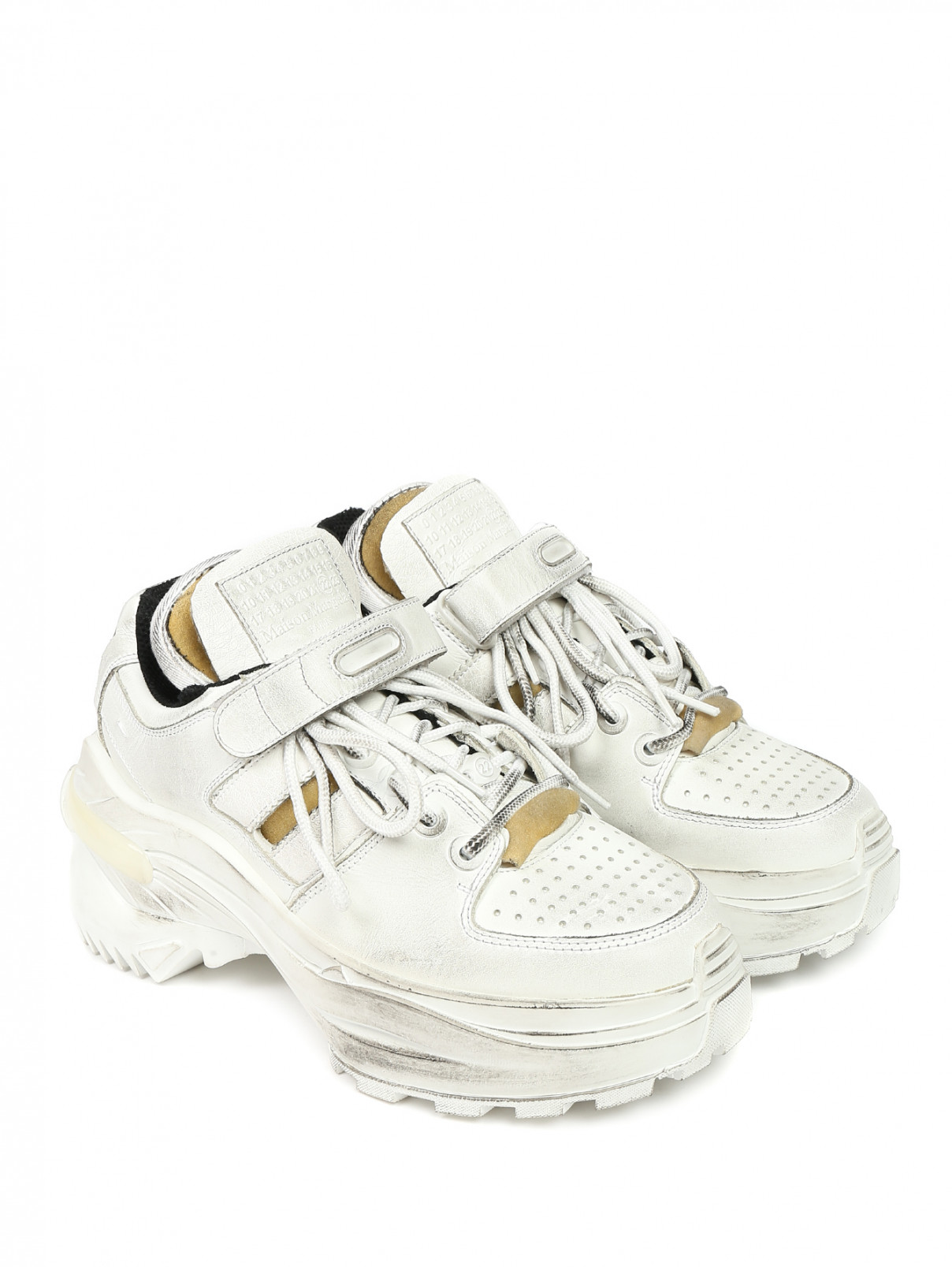 Кроссовки  из кожи с потертостями Maison Margiela  –  Общий вид  – Цвет:  Белый