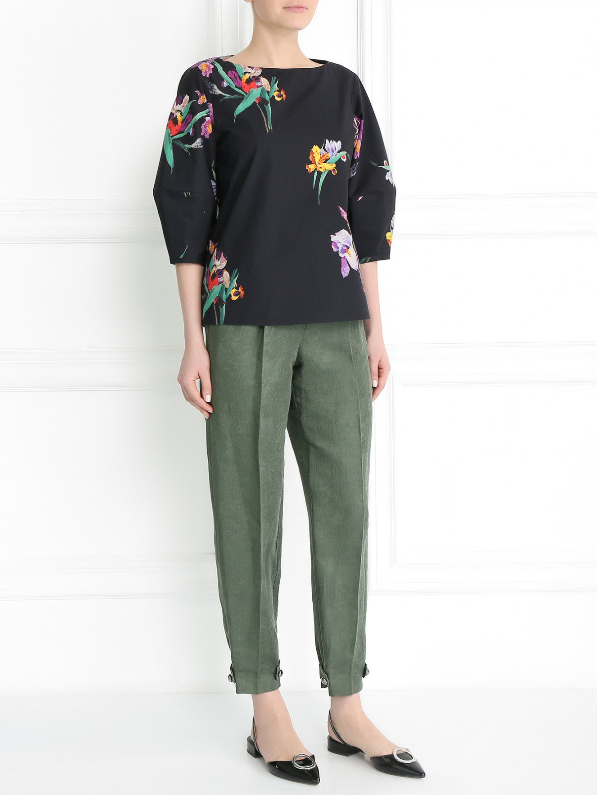 Завышенные брюки из льна и хлопка Emporio Armani  –  Модель Общий вид  – Цвет:  Зеленый