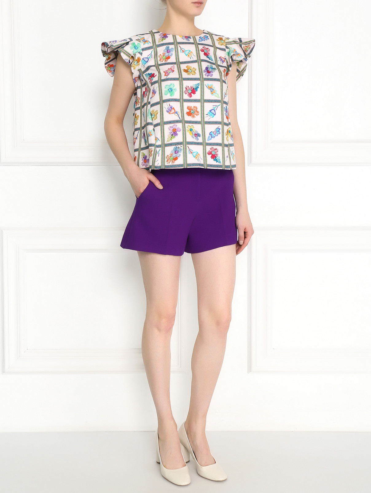 Короткие шорты из шерсти Moschino Boutique  –  Модель Общий вид  – Цвет:  Фиолетовый
