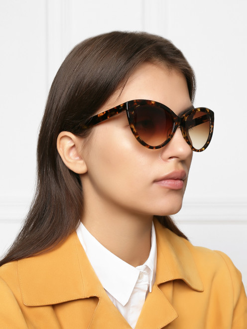 Солнцезащитные очки в пластиковой оправе с узором Dita - МодельОбщийВид
