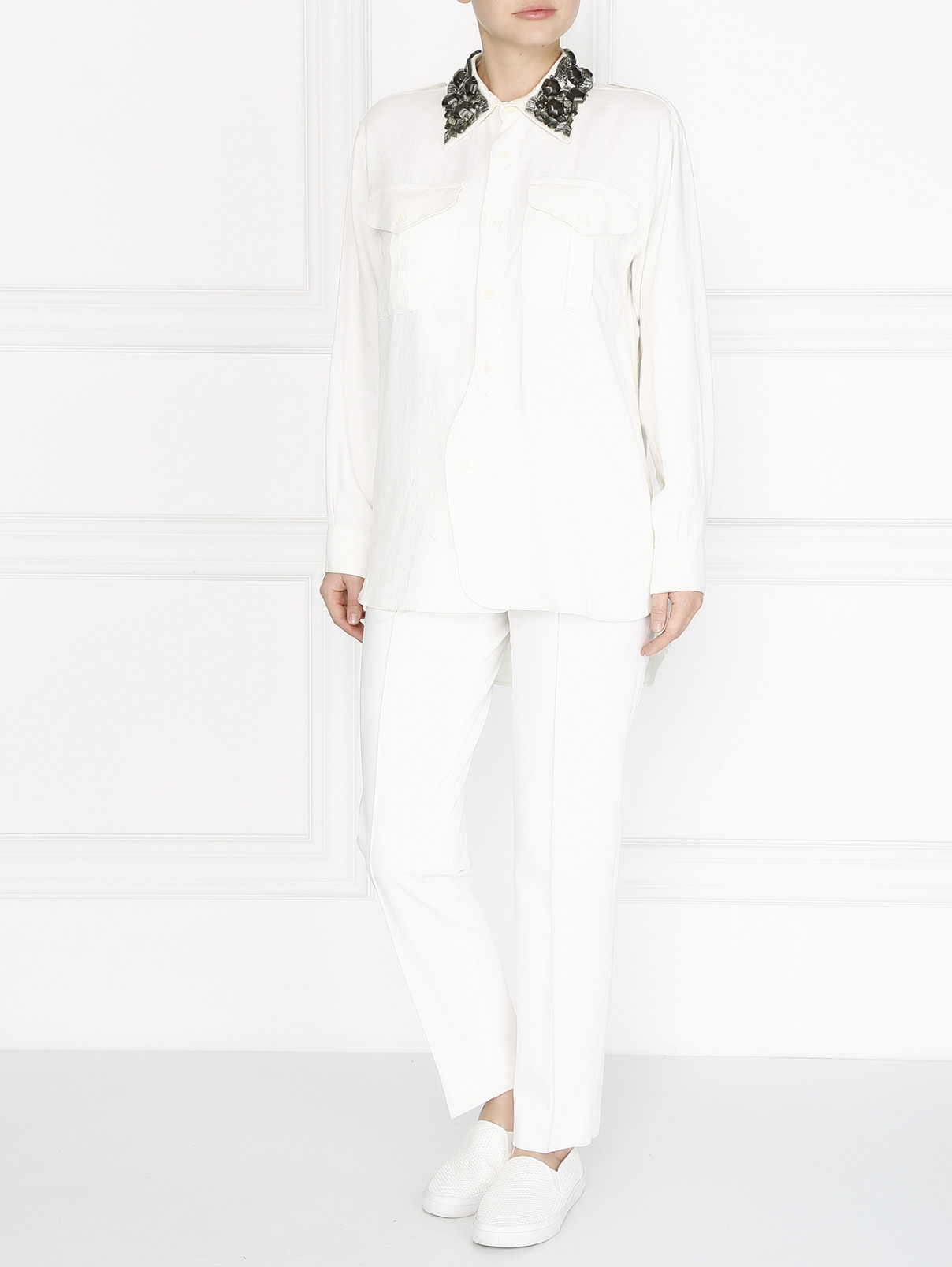 Блуза с воротом, декорированным стеклярусом и бусинами Alberta Ferretti  –  Модель Общий вид  – Цвет:  Белый