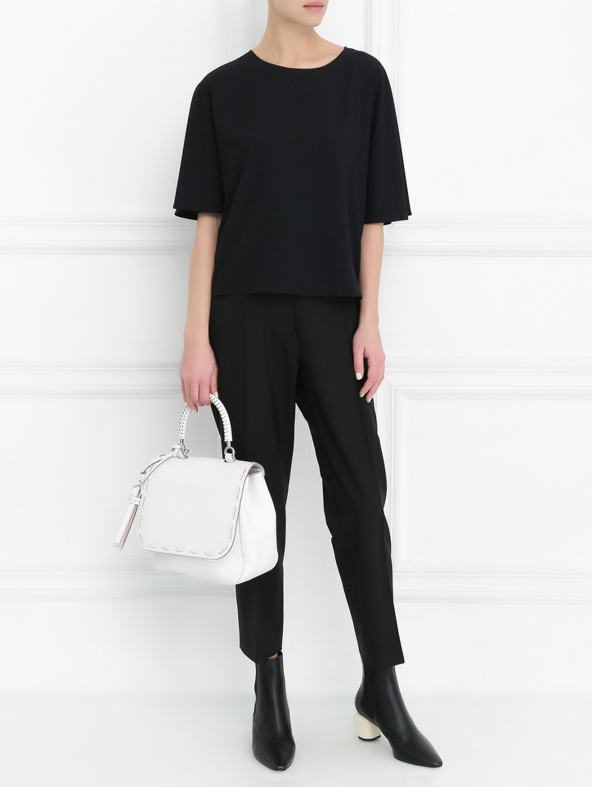 Укороченные брюки из шерсти Jil Sander  –  Модель Общий вид  – Цвет:  Черный