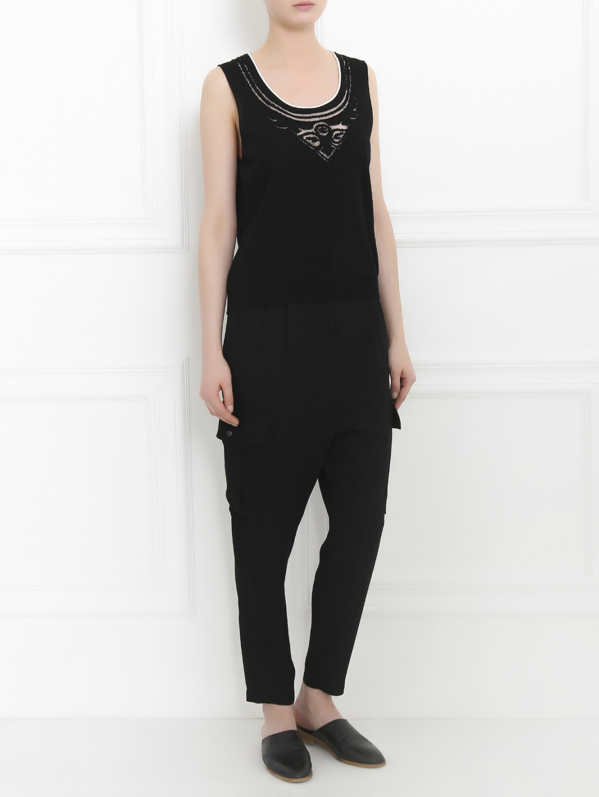 Укороченные брюки с накладными карманами Isola Marras  –  Модель Общий вид  – Цвет:  Черный