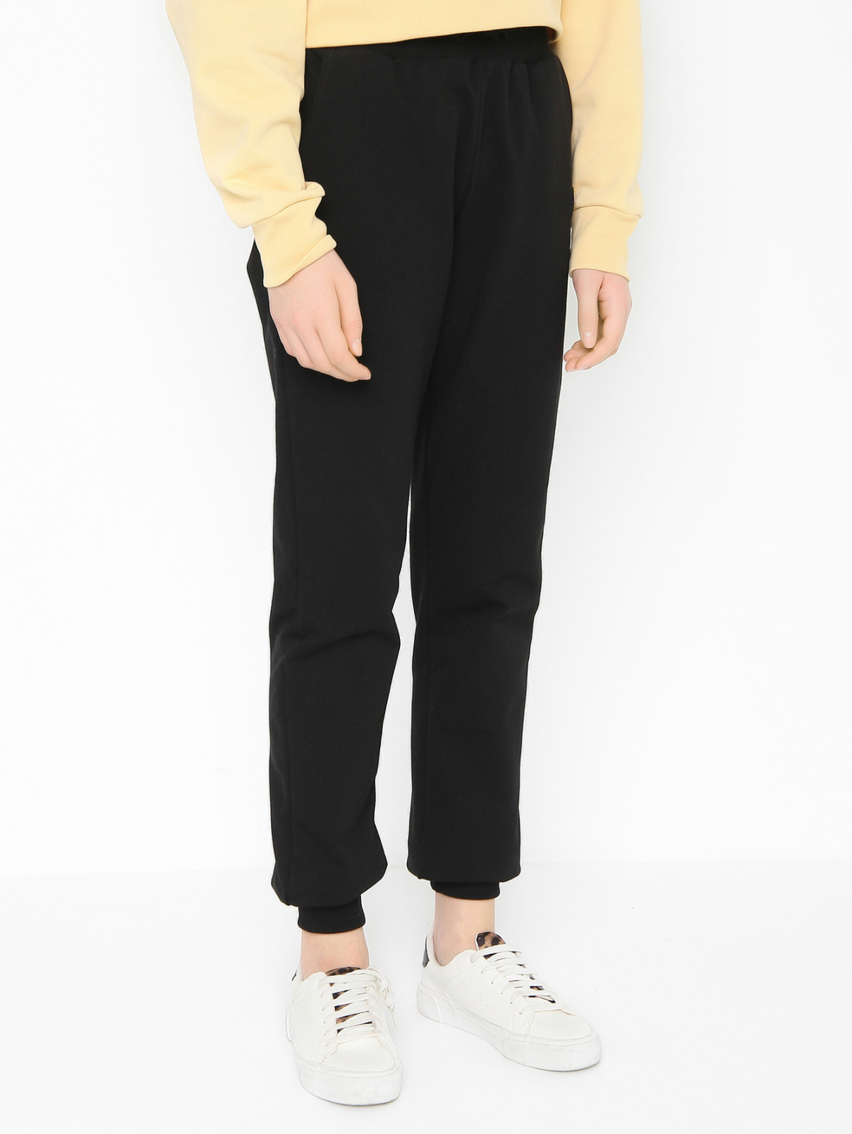 Трикотажные брюки с карманами Philipp Plein  –  МодельВерхНиз  – Цвет:  Черный