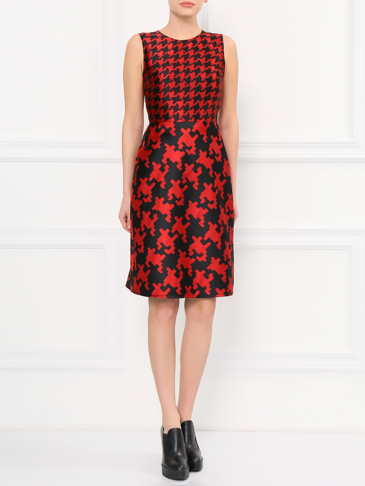 Платье-футляр с узором "гусиная лапка" Moschino Boutique  –  Модель Общий вид  – Цвет:  Красный
