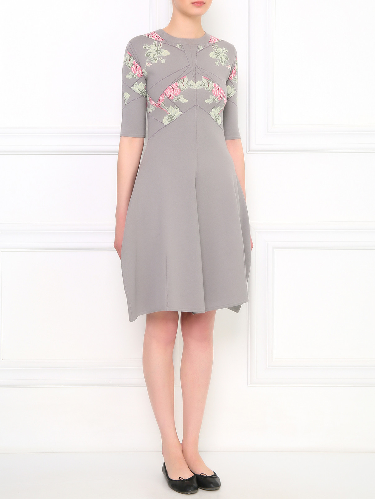 Платье-миди из трикотажа с цветочным узором MC Alexander McQueen  –  Модель Общий вид  – Цвет:  Серый