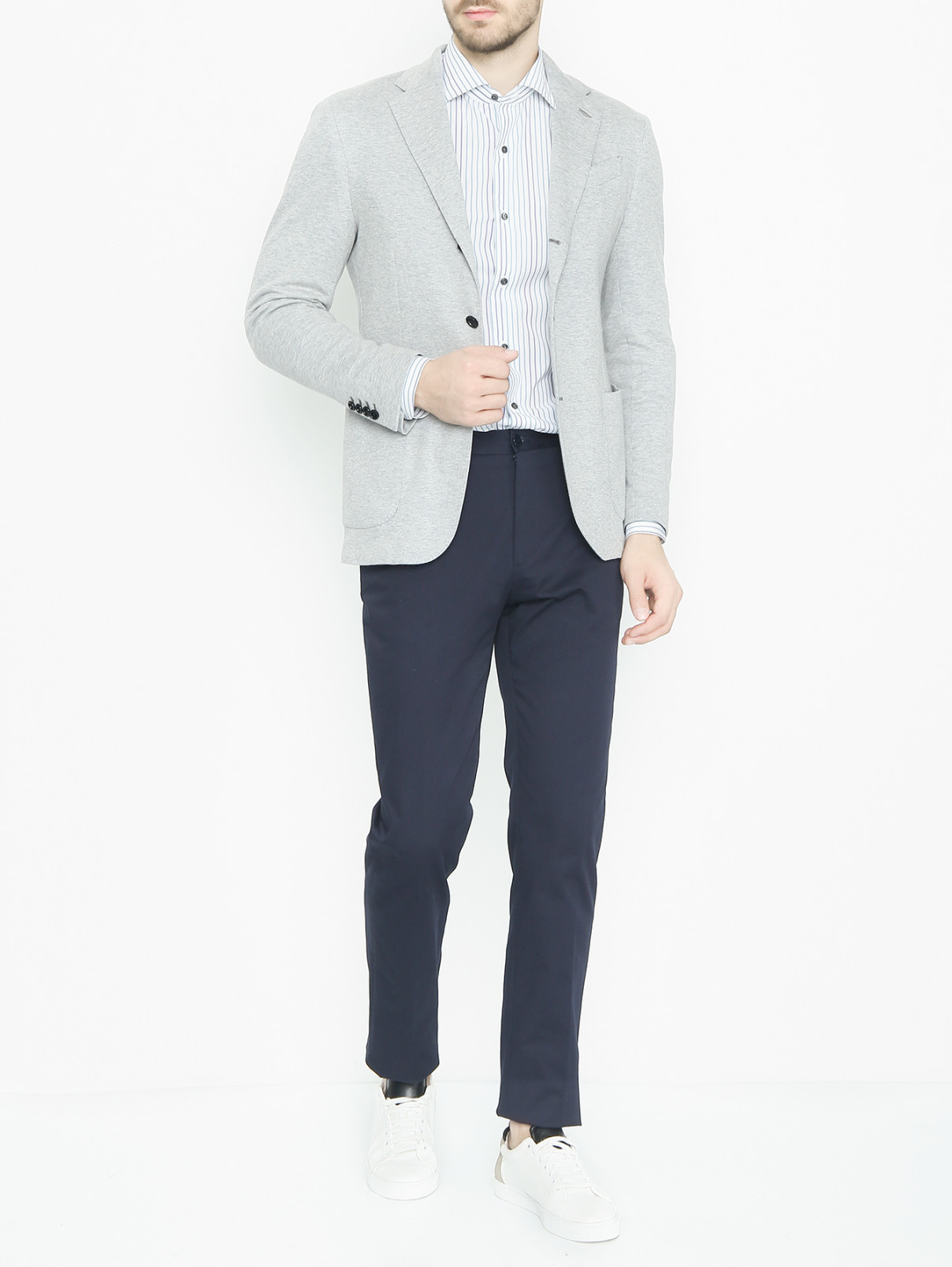 Трикотажный пиджак на пуговицах с карманами LARDINI  –  МодельОбщийВид  – Цвет:  Серый