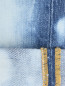 Укороченные джинсы из хлопка с узором Dsquared2  –  Деталь2
