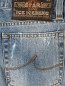 Укороченные джинсы с потертостями Iceberg  –  Деталь