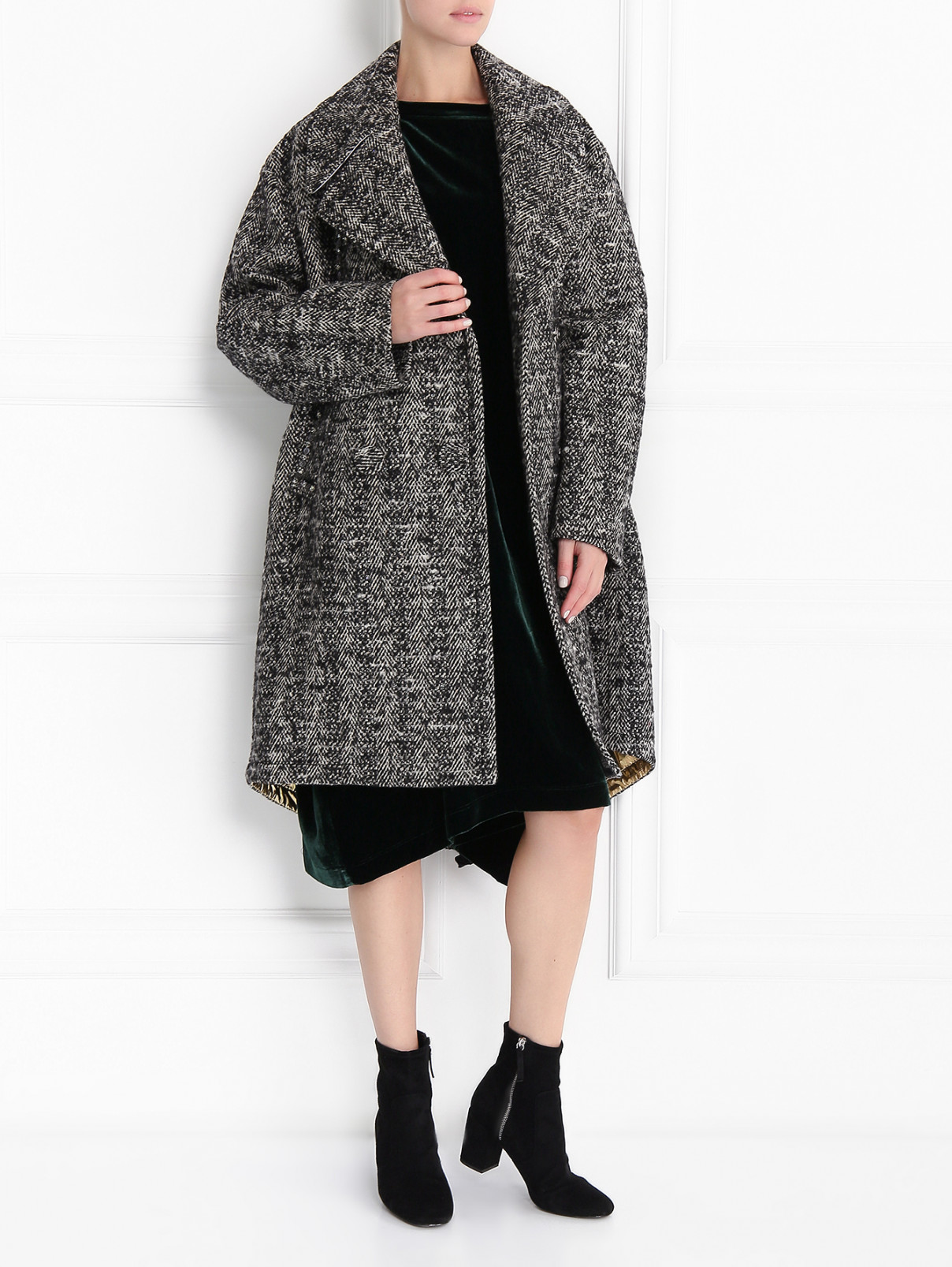 Пальто из шерсти декорированное кристаллами N21  –  Модель Общий вид  – Цвет:  Серый