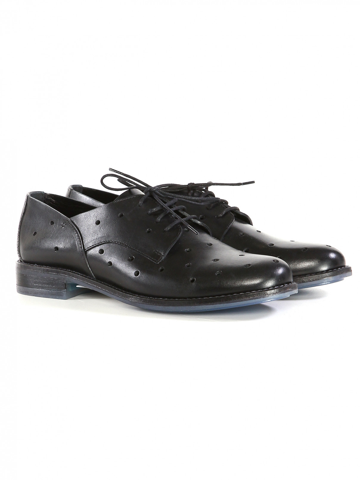 Туфли в мужском стиле из перфорированной кожи Max&Co  –  Общий вид  – Цвет:  Черный