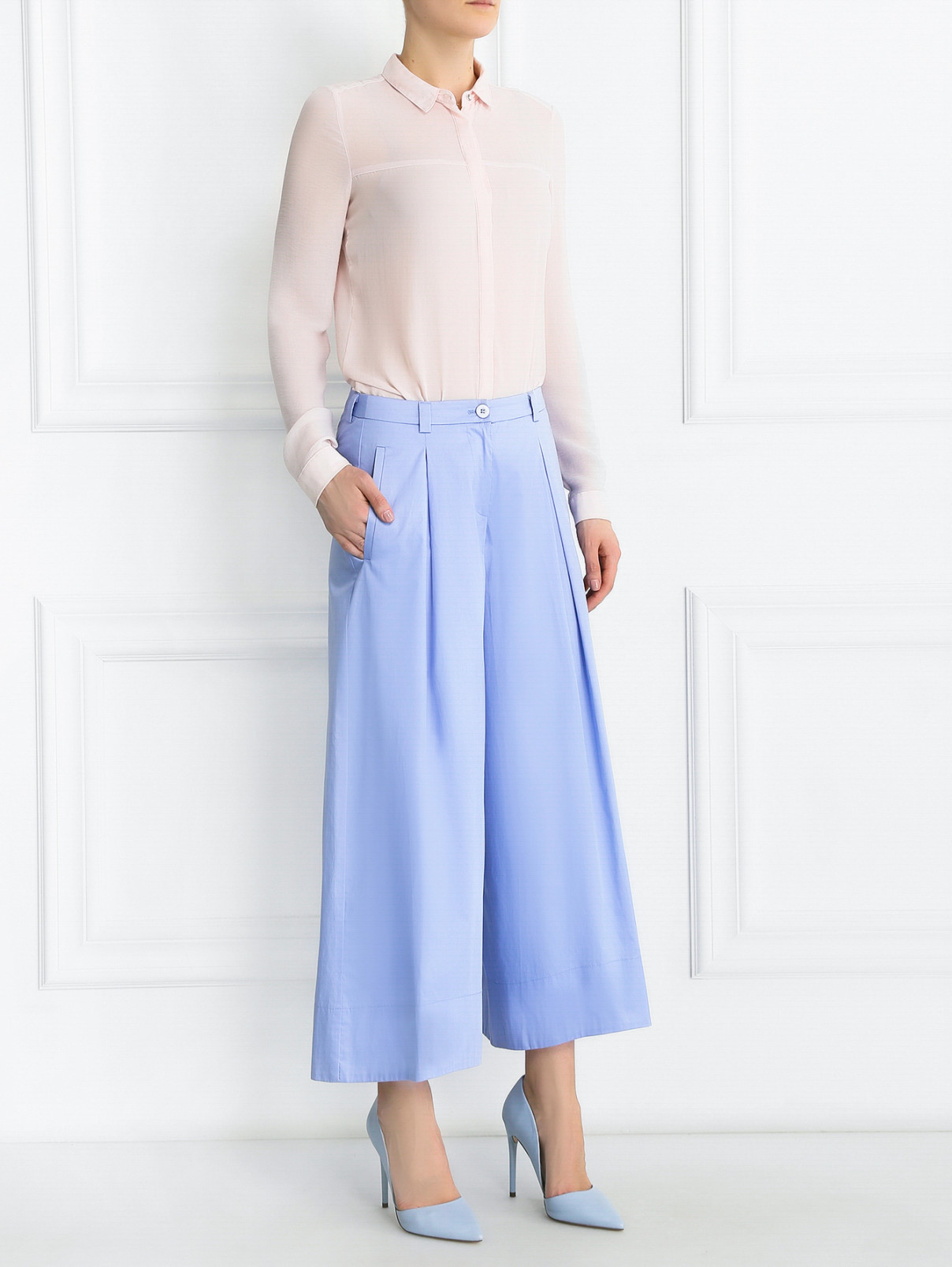 Широкие брюки из хлопка с карманами Emporio Armani  –  Модель Общий вид  – Цвет:  Фиолетовый