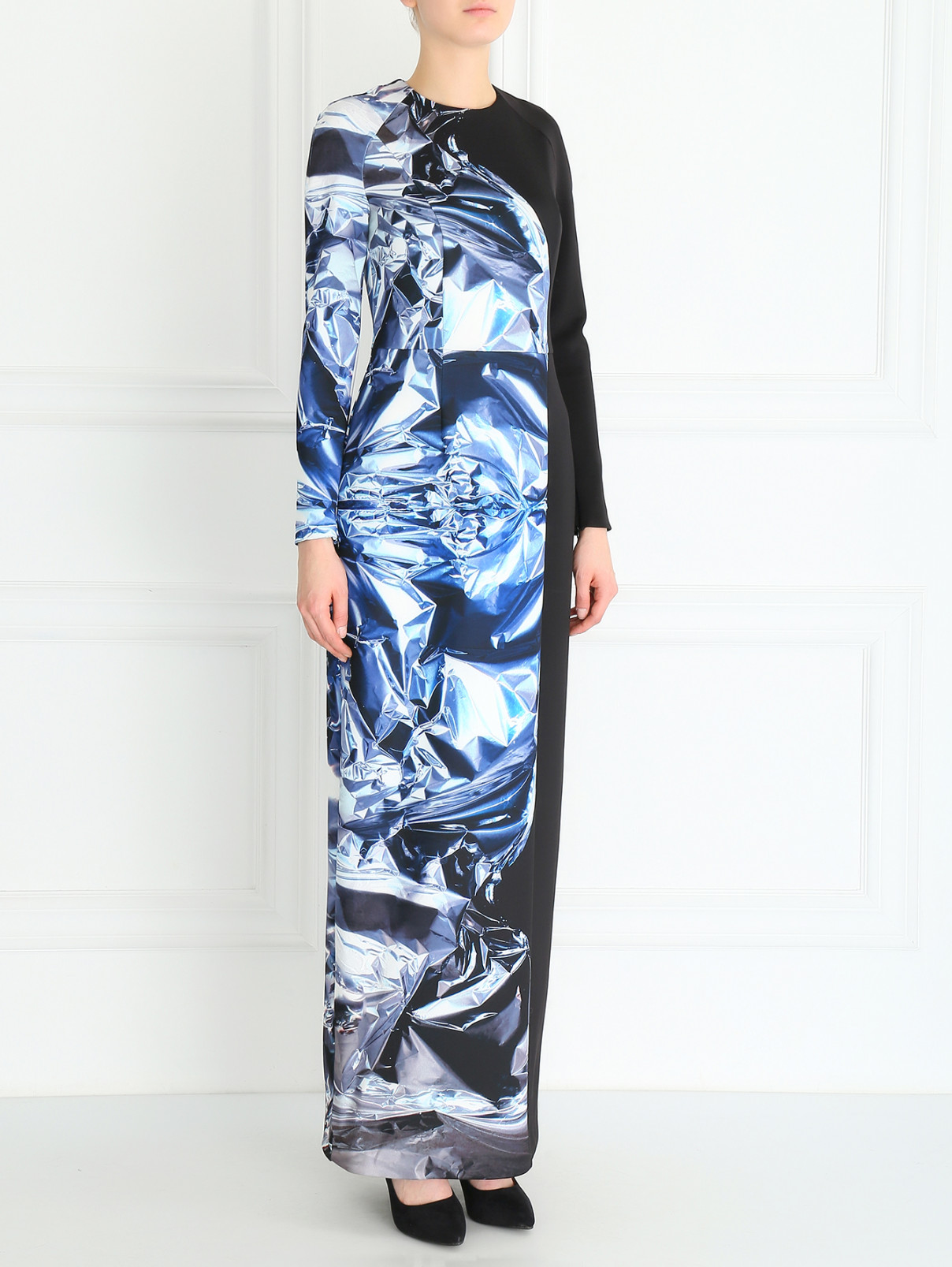 Платье-макси с принтом Kira Plastinina  –  Модель Общий вид  – Цвет:  Черный