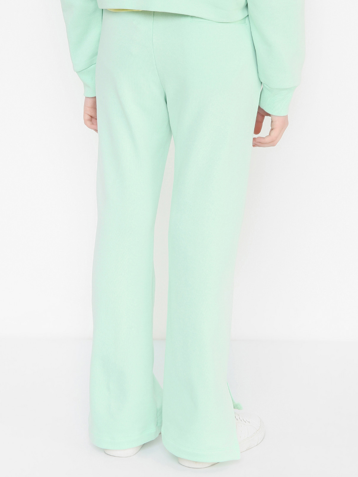 Трикотажные брюки со стрелками N21  –  МодельВерхНиз1  – Цвет:  Зеленый