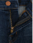 Укороченные джинсы из темного денима J Brand  –  Деталь1