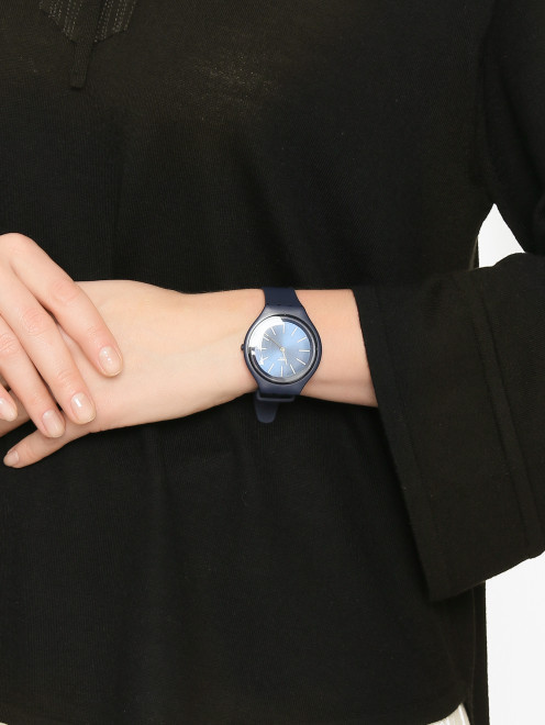 Однотонные кварцевые часы Swatch - МодельОбщийВид