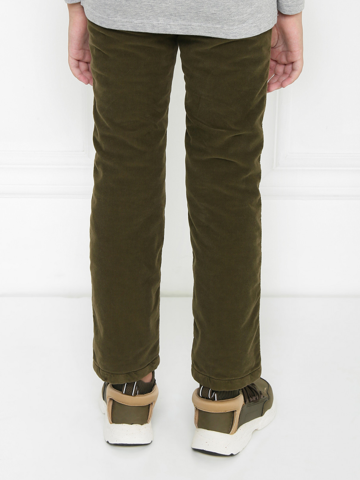 Вельветовые брюки на резинке Il Gufo  –  МодельВерхНиз1  – Цвет:  Зеленый