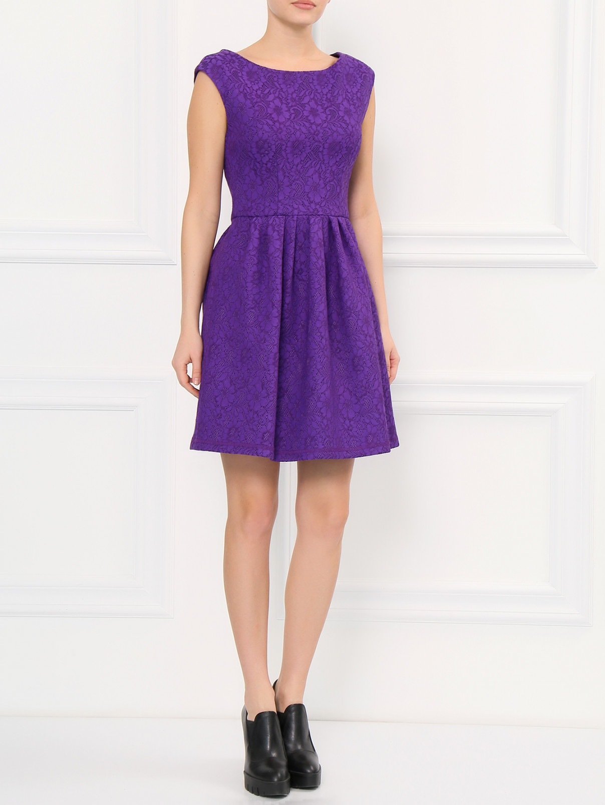 Платье-миди из кружевного полотна Moschino Boutique  –  Модель Общий вид  – Цвет:  Фиолетовый